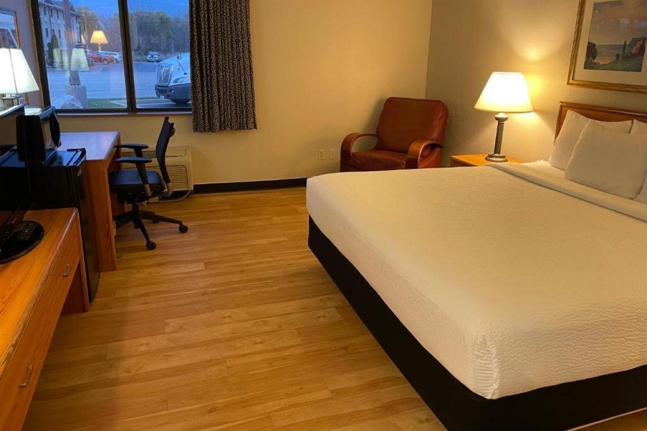 Days Inn By Wyndham Pleasant Prairie Kenosha Buitenkant foto