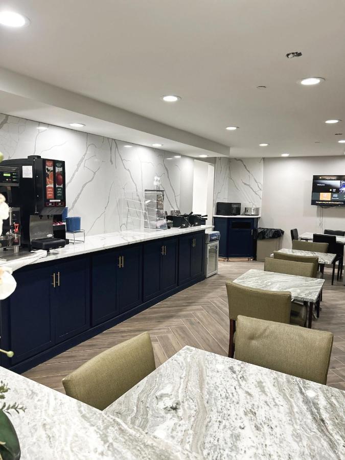 Days Inn By Wyndham Pleasant Prairie Kenosha Buitenkant foto
