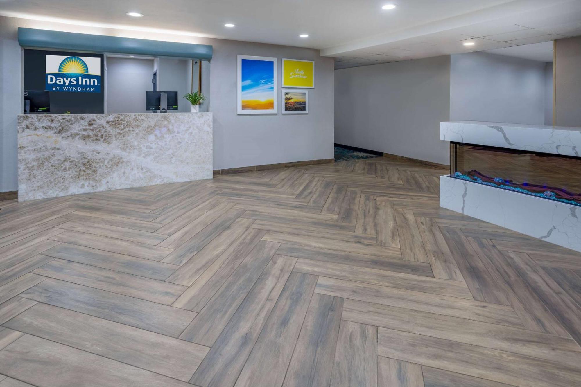 Days Inn By Wyndham Pleasant Prairie Kenosha Buitenkant foto