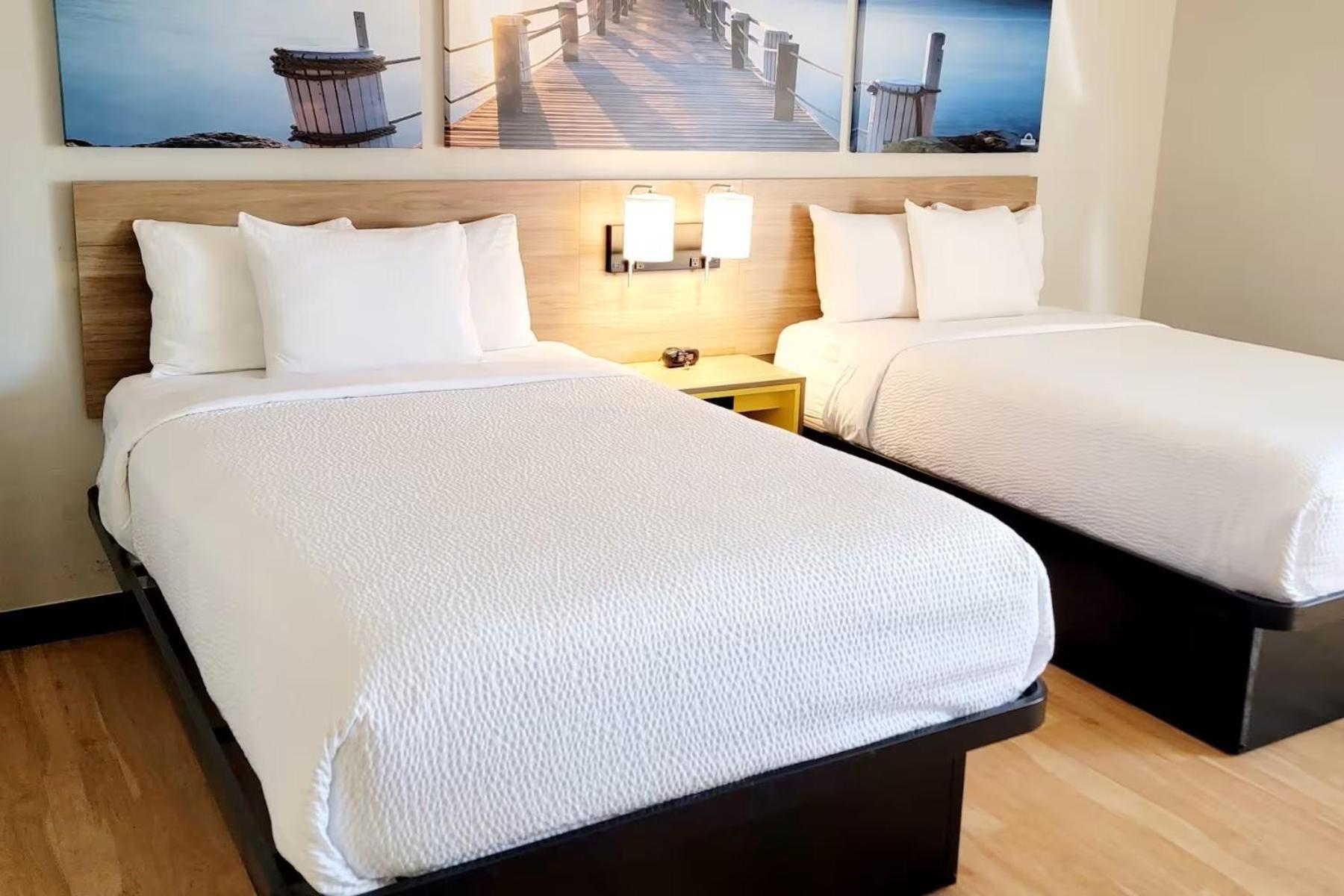 Days Inn By Wyndham Pleasant Prairie Kenosha Buitenkant foto